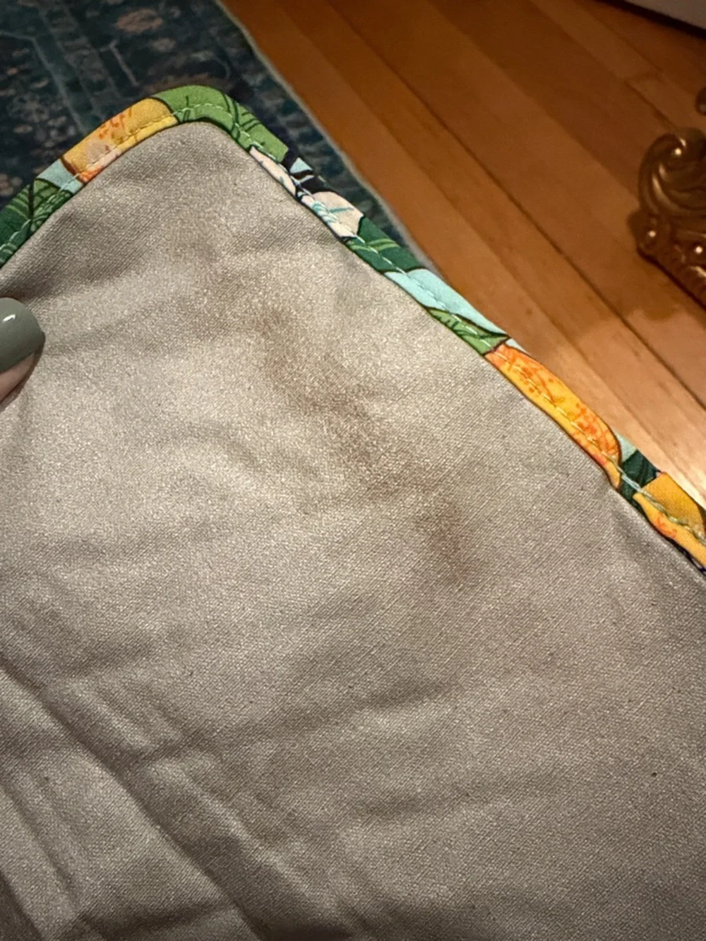 Vera Bradley Lemon Grove Quilted Curling/Flat Iron cover - Picture 5 of 6